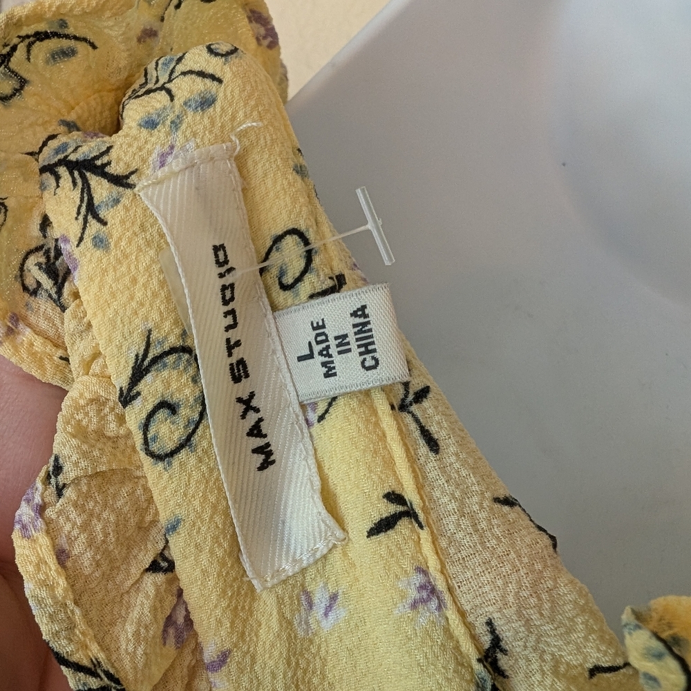 Max Studio Large Floral Yellow Maxi Dress - Picture 5 of 12